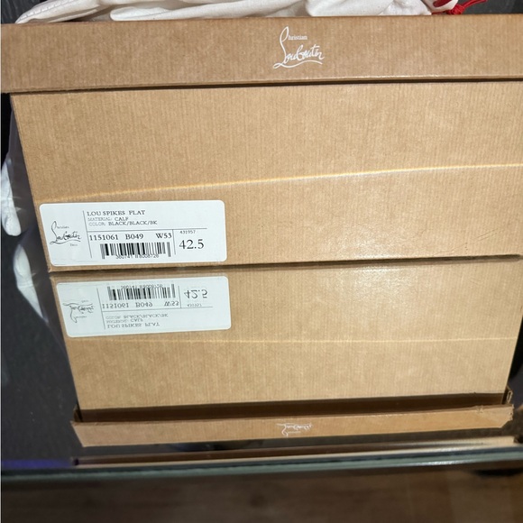 Like new Christian Louboutin Lou Spikes Flat - calf leather - Picture 6 of 8